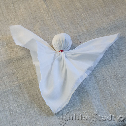 Как сделать куклу Кубышка-Травница, этап 2