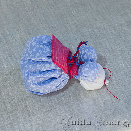 Как сделать куклу Кубышка-Травница, этап 8